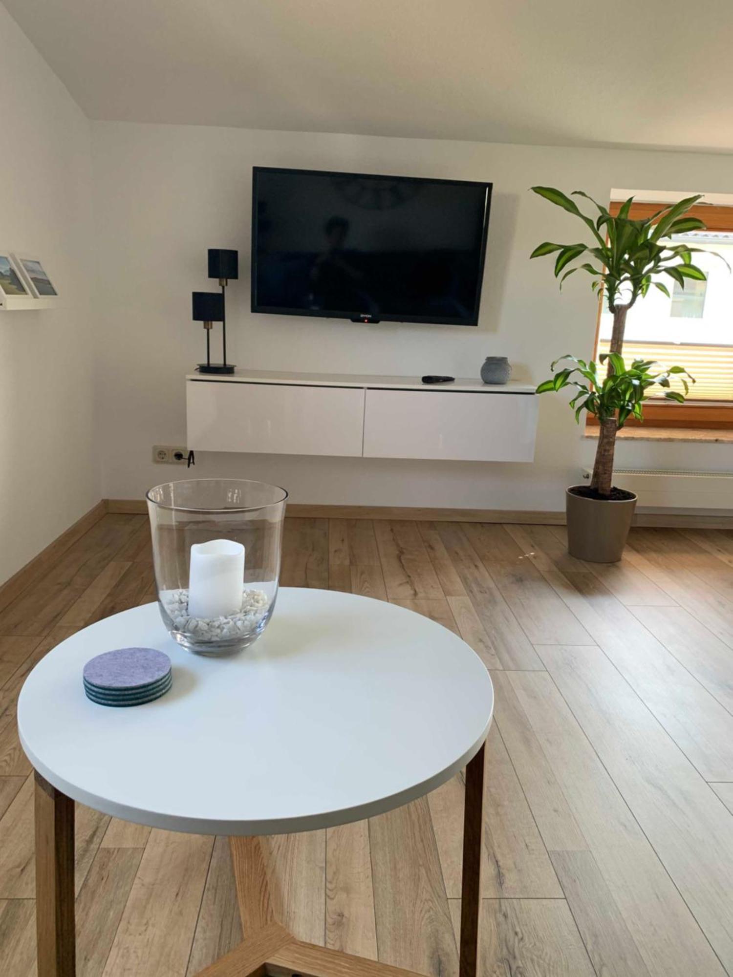 Ferienwohnung In Den Wiesen Albertshausen Bagian luar foto