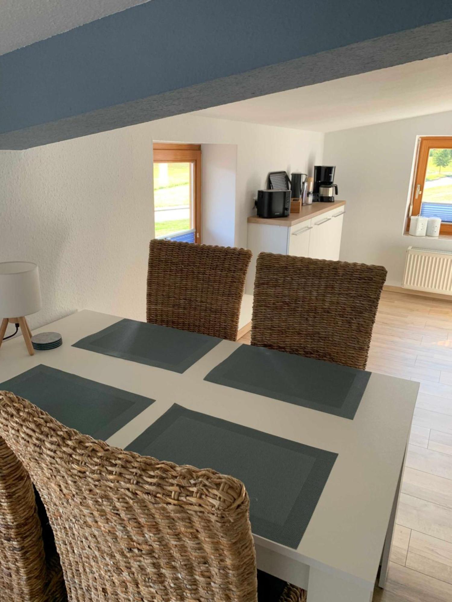 Ferienwohnung In Den Wiesen Albertshausen Bagian luar foto
